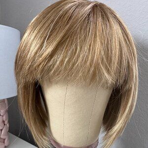 Godiva Secret Wig, Sabrina, in Spring Honey
